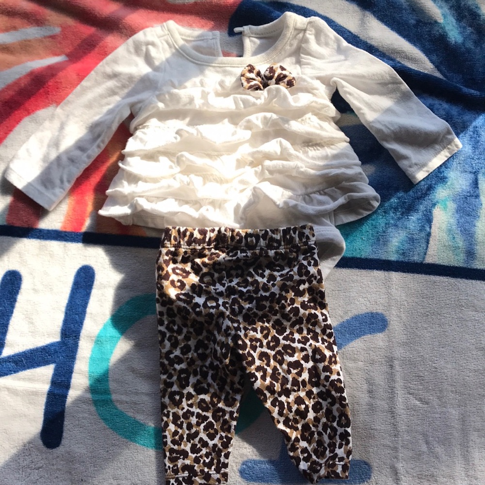 Cheetah print newborn baby girl set